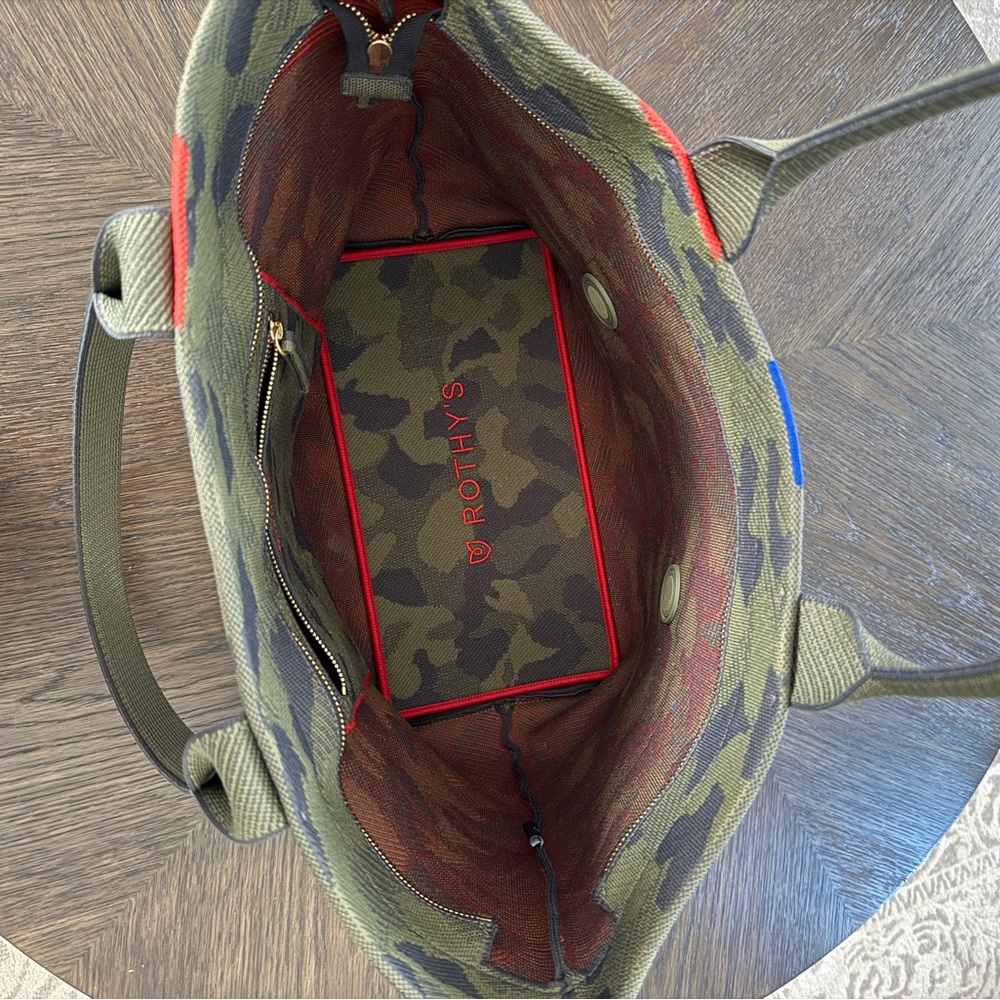 Rothy’s The Tote Sage Camo Red Accent Tote Bag - Picture 2 of 3